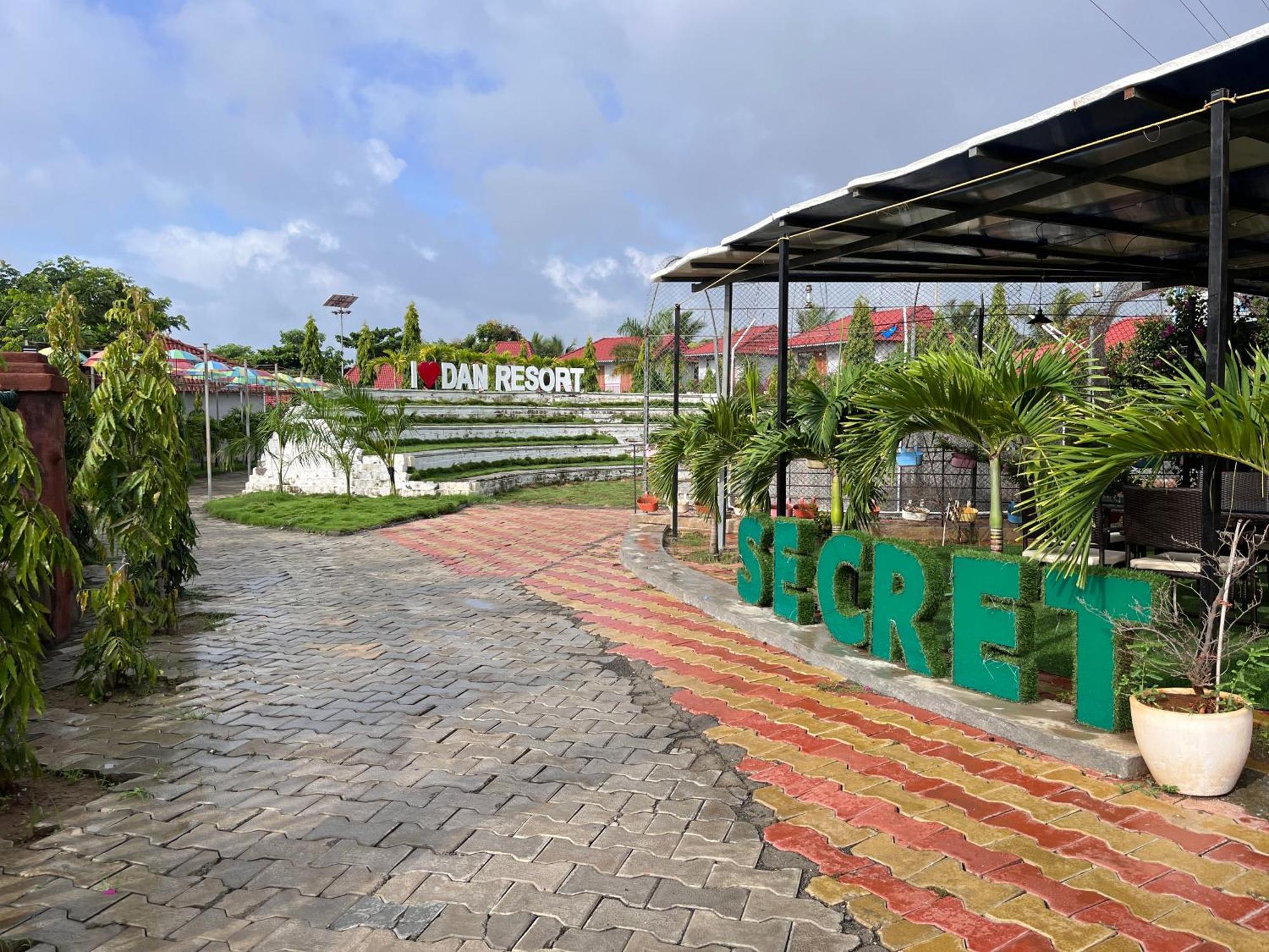 Dan Resorts & Weddings Boisar Ngoại thất bức ảnh